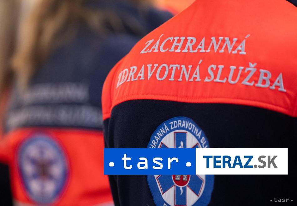 NEHODA PRI TOPOLCANOCH Tri osoby utrpeli zranenia