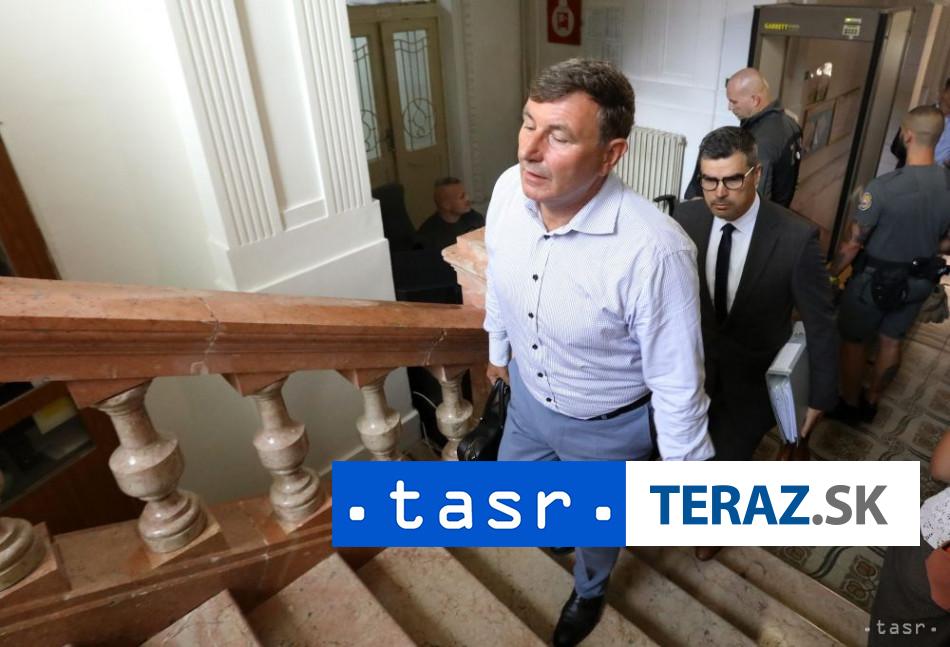 Oistec pokraoval vypoveou obalovanho bvalho fa FS Frantika I