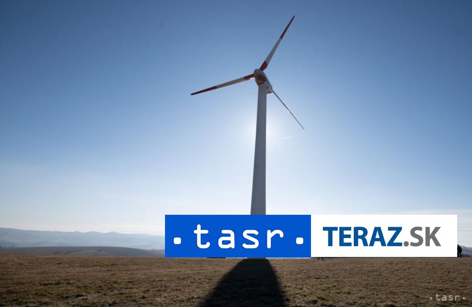V Cesku spadla 30 metrov vetrn turbna