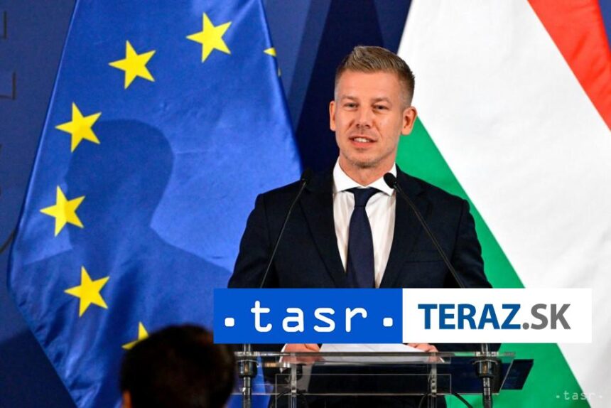 Vystavba podvodnej hradze na Dunaji pokracuje podla planu uviedol Magyar