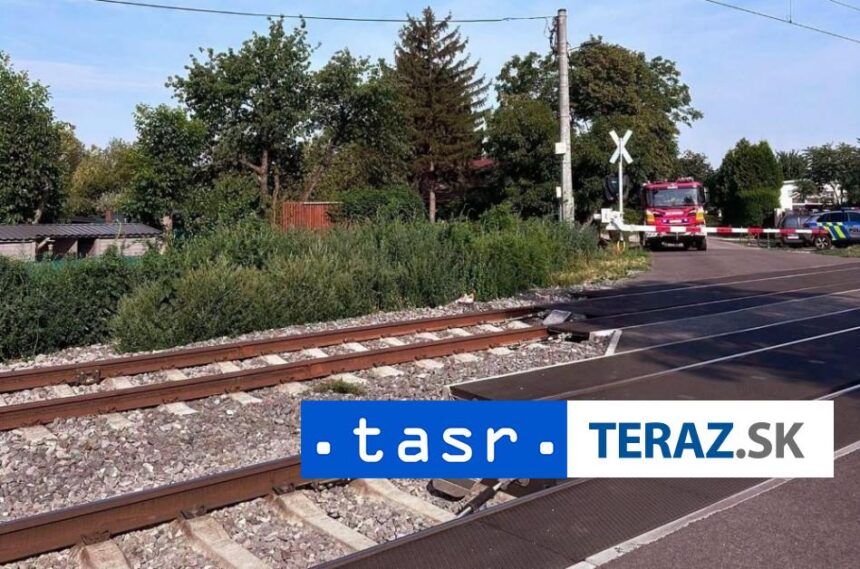 drama na zeleznicnom prechode cyklistu zachytil vlak