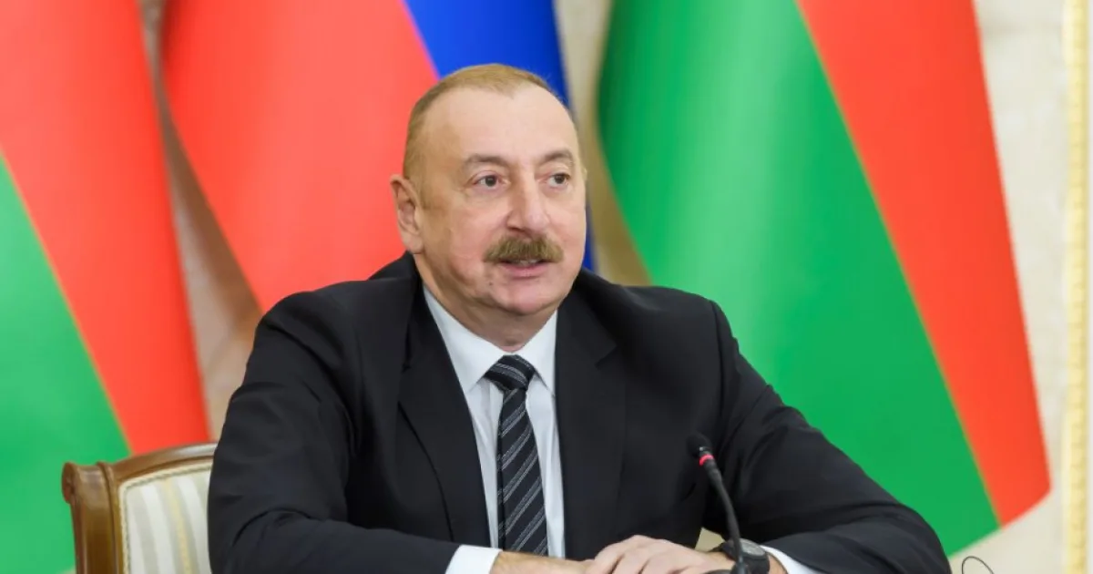 Baku udelilo milosť Francúzovi po vyradení Usmanova zo sankcií EÚ