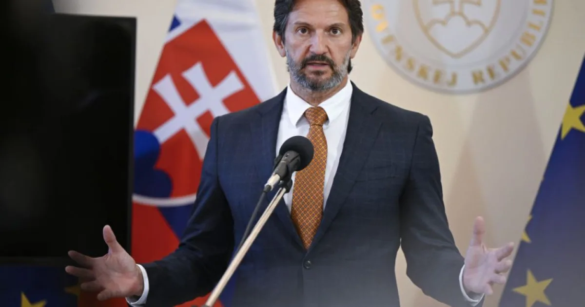 Kaliňák potvrdil spoluprácu s firmou zo Strnadovej skupiny