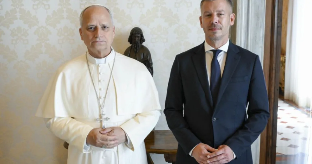Pápež prijal maďarského premiéra, ten ho pozval na návštevu Maďarska
