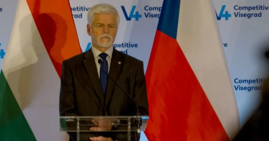 Pavel: Ficove vyjadrenia o článku 5 NATO sú vážne