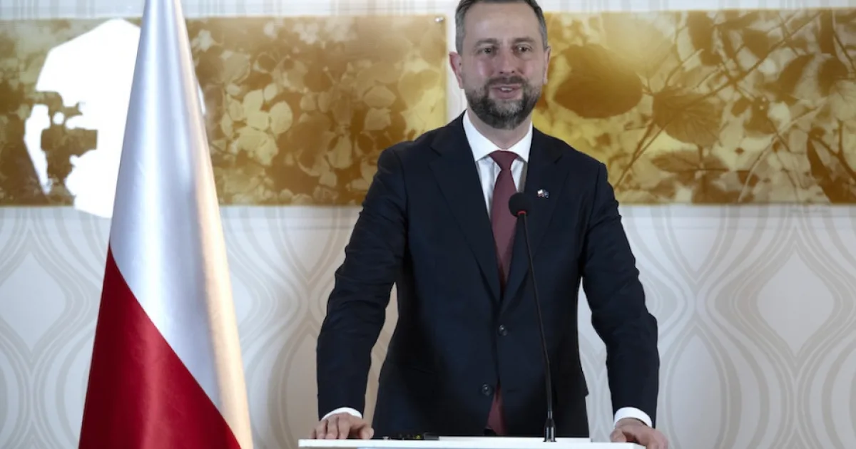 Poľský šéf rezortu obrany žiada NATO o rozšírenie operácie Východná stráž