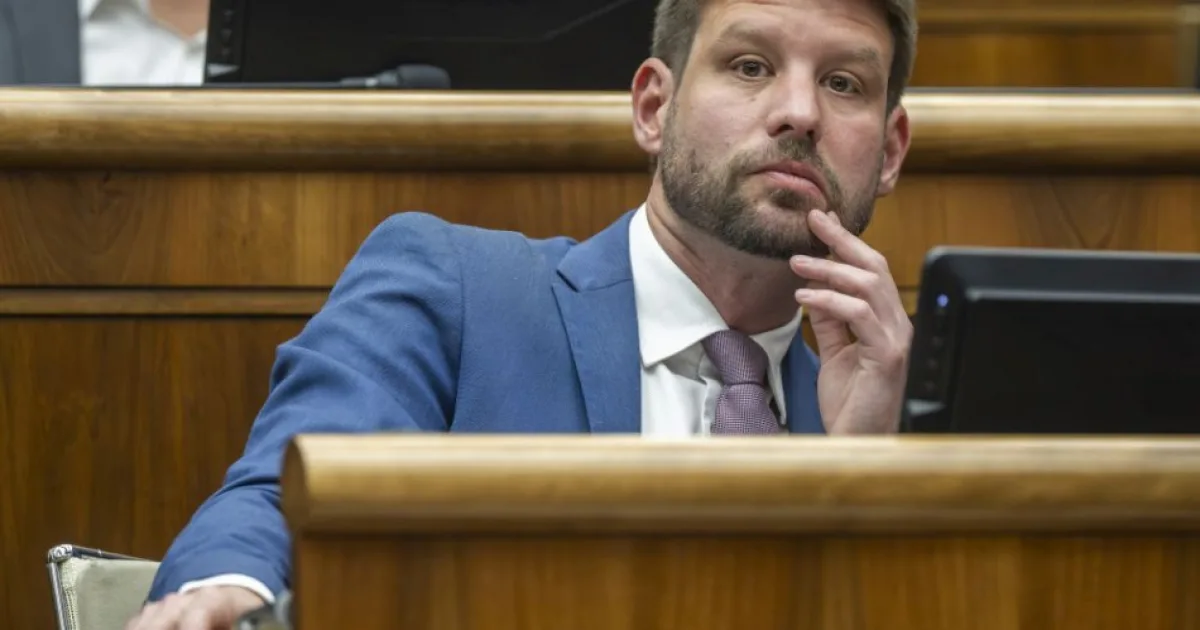 Progresívne Slovensko chce v utorok presadiť okamžité rokovanie o odvolaní Tarabu