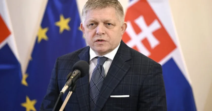 Školy musia byť bezpečné, vyhlásil premiér