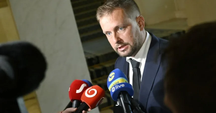 Stav študentky po útoku v Staškove zostáva naďalej mimoriadne vážny