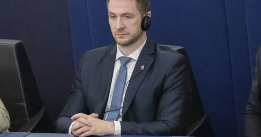 Uhrík: Ak sa vláda rozpadne, sme pripravení aj na predčasné voľby