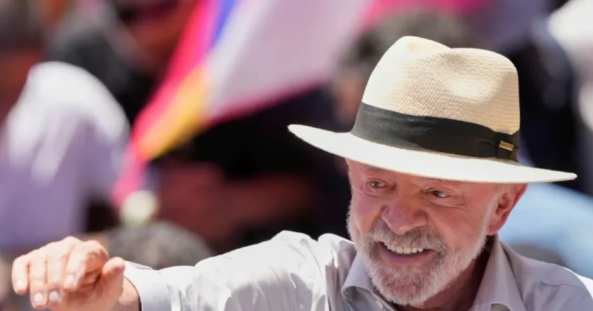 Brazílsky prezident Lula obvinil Metu z ovplyvňovania volieb