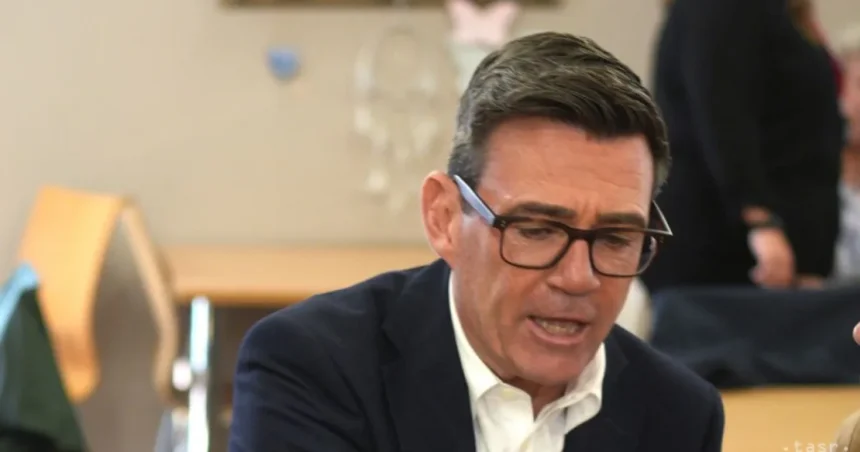 Burnham telefonoval so Zelenským a vyjadril mu „plnú solidaritu“