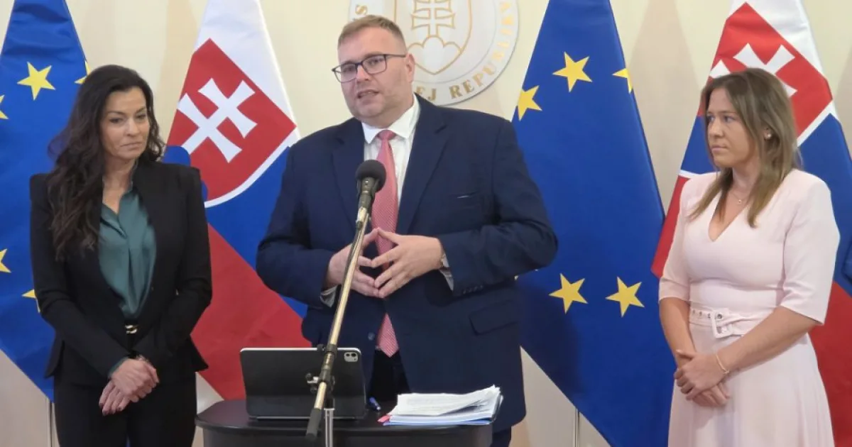 Dobrovodský vezme späť sťažnosť na Ústavnom súde vo veci zákona o úhrade liekov