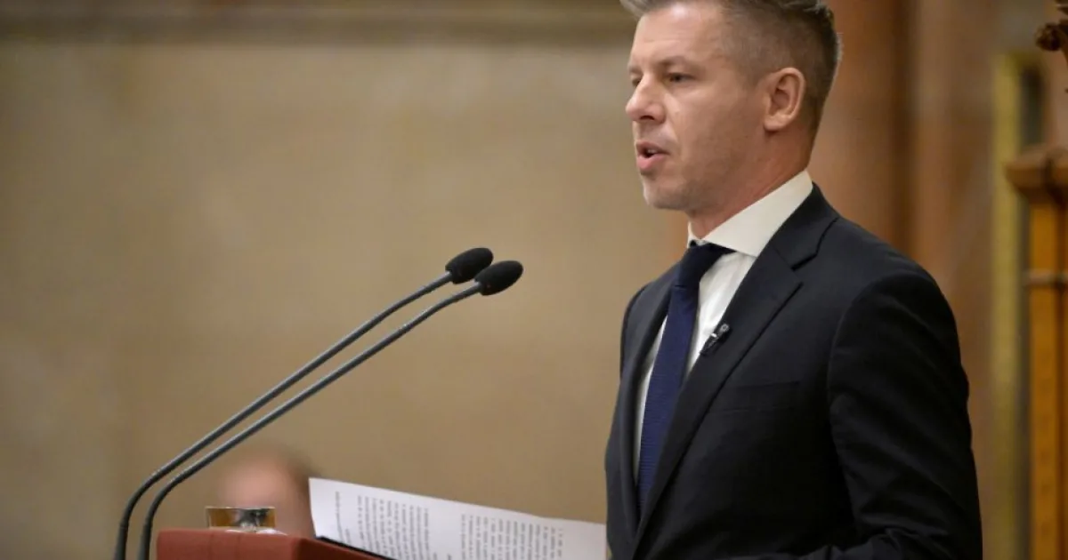 Magyar predstavil v parlamente tézy rozpočtu na rok 2027