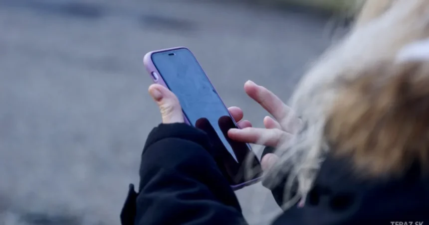 Podvodníci rozosielajú falošné SMS v mene kuriérskych firiem