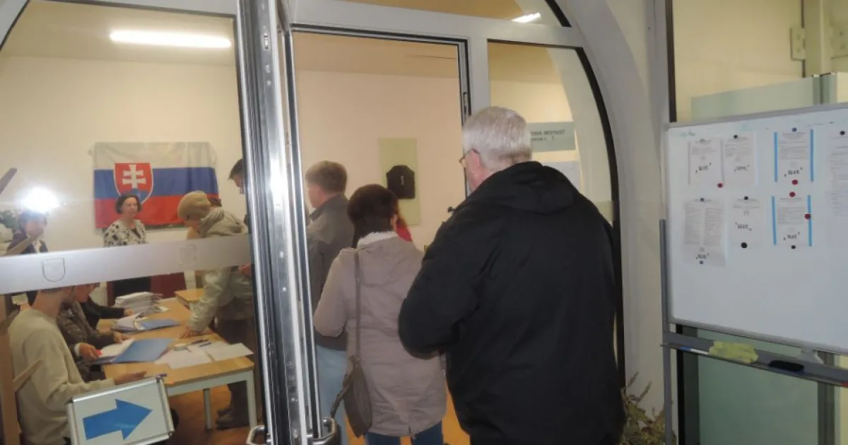 Polícia eviduje vyše 100 podnetov v súvislosti s voľbami