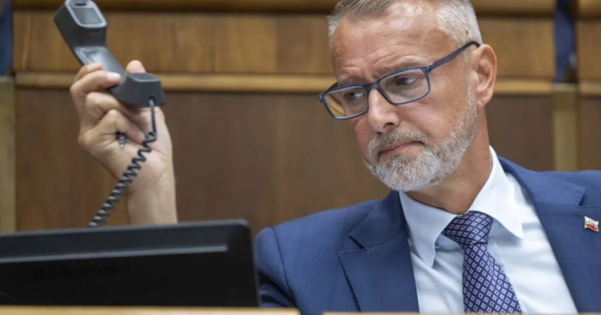 Raši pocestuje do Budapešti na 70. výročie Maďarskej revolúcie