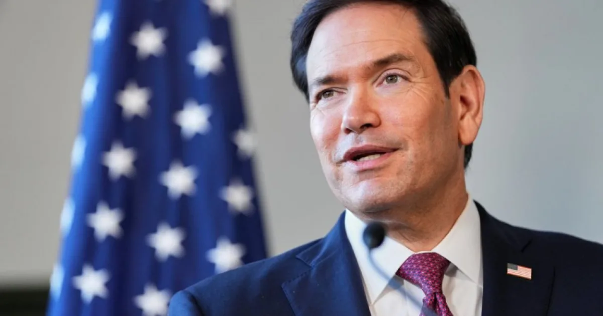 Rubio: Trump pozastavil sankcie voči Rusku, chce analyzovať dosahy