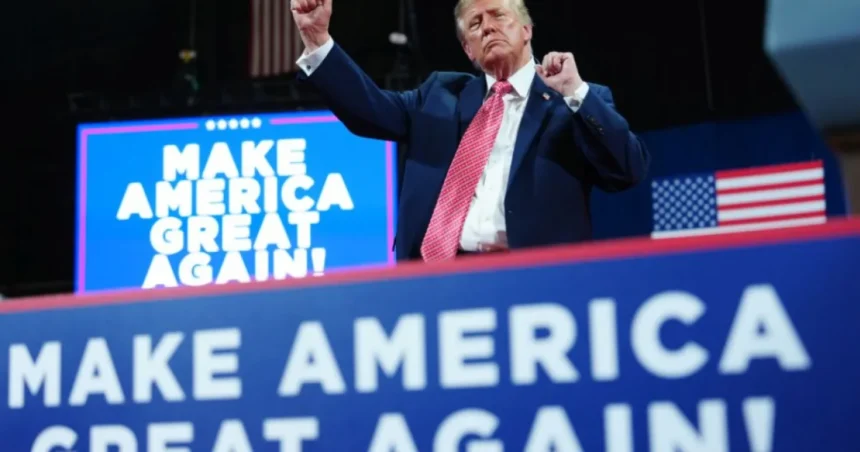 Trump: Zelenského treba pri mierových rokovaniach nahradiť